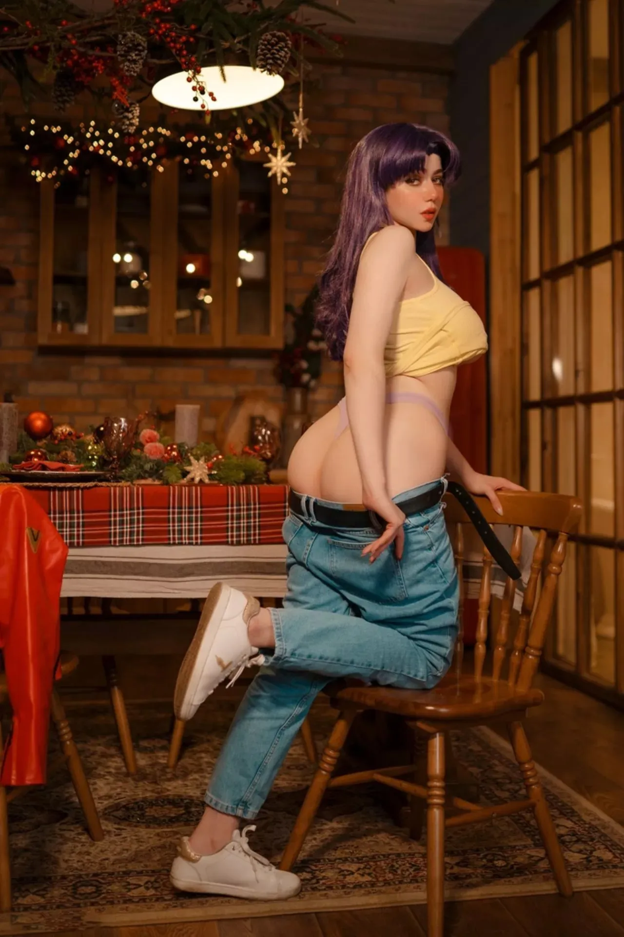Alina Becker Cosplay Misato Katsuragi – Khi Vẻ Đẹp Gợi Cảm Gặp Thần Thái Lạnh Lùng