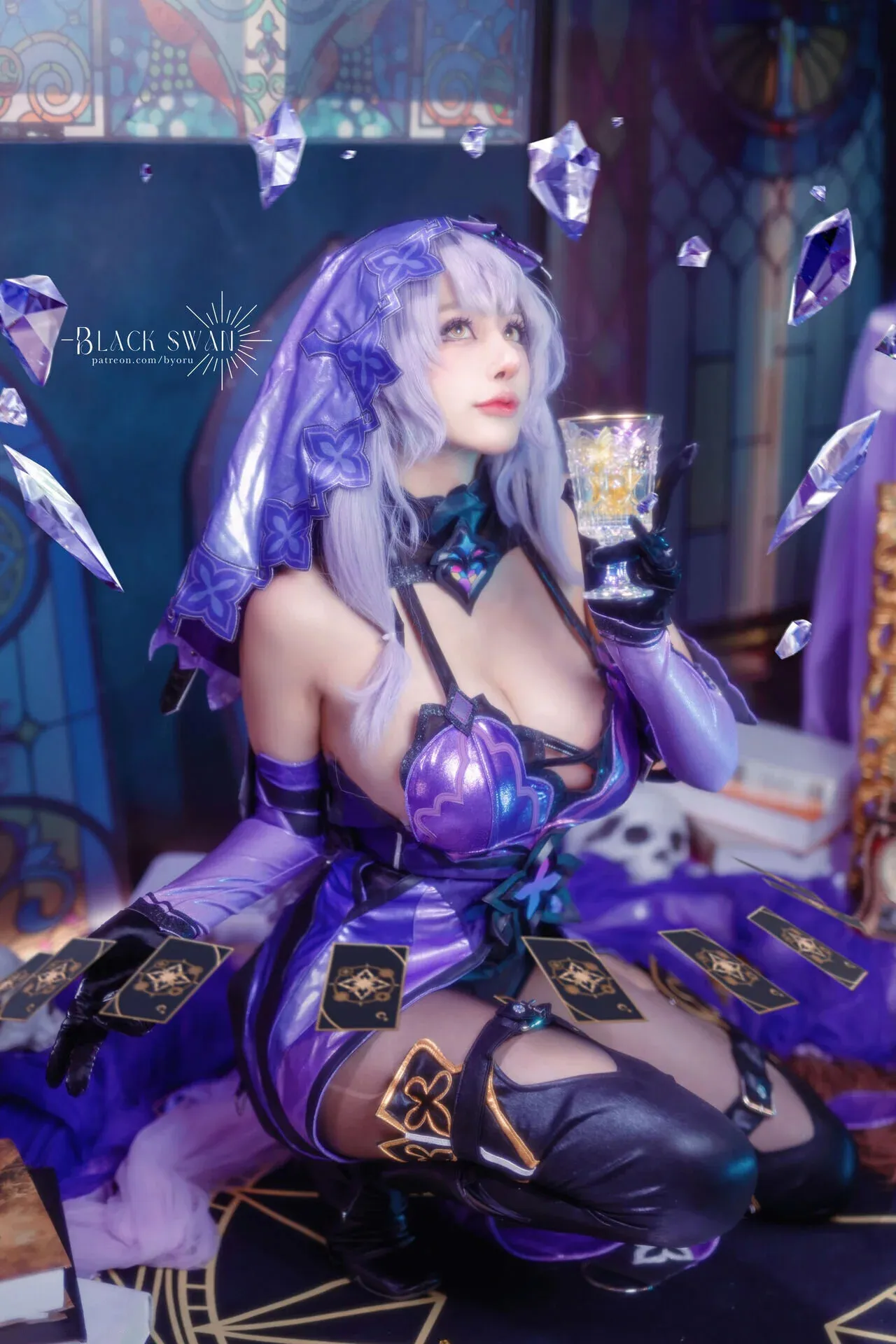 Black Swan Trong Đời Thực: Byoru Khiến Fan Honkai Star Rail Phát Cuồng Với Bộ Cosplay Này!