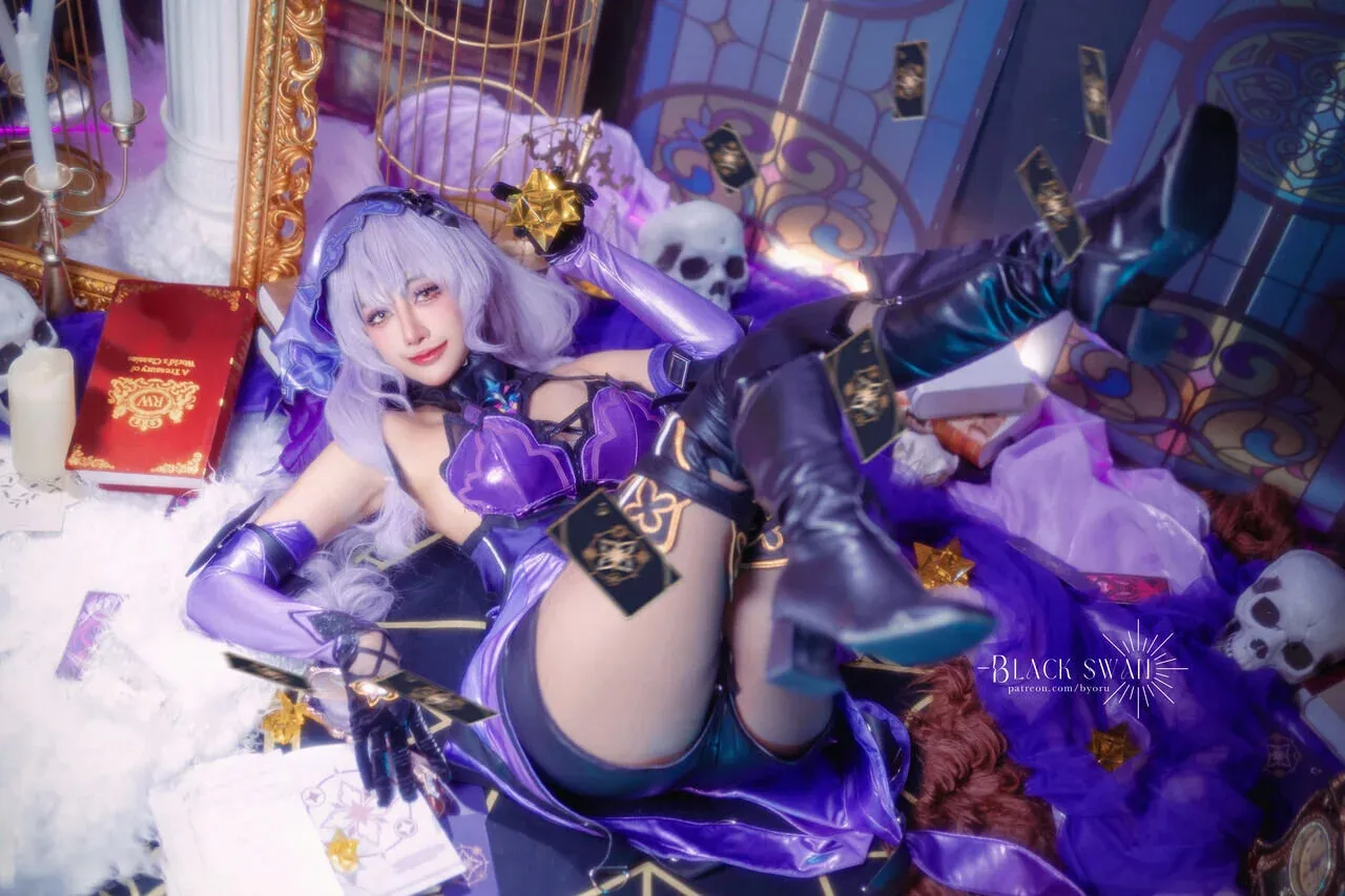 Black Swan Trong Đời Thực: Byoru Khiến Fan Honkai Star Rail Phát Cuồng Với Bộ Cosplay Này!