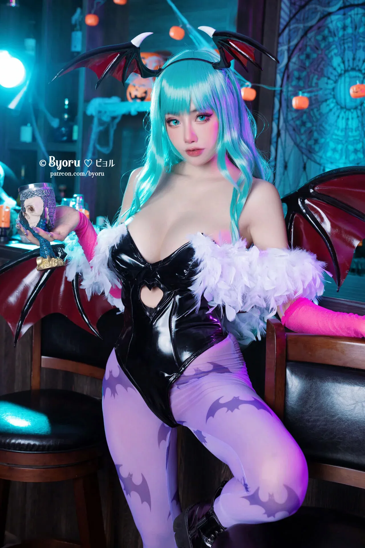 Chiêm ngưỡng màn cosplay Morrigan Aensland cực đỉnh của Byoru – Gợi cảm, ma mị và cuốn hút!