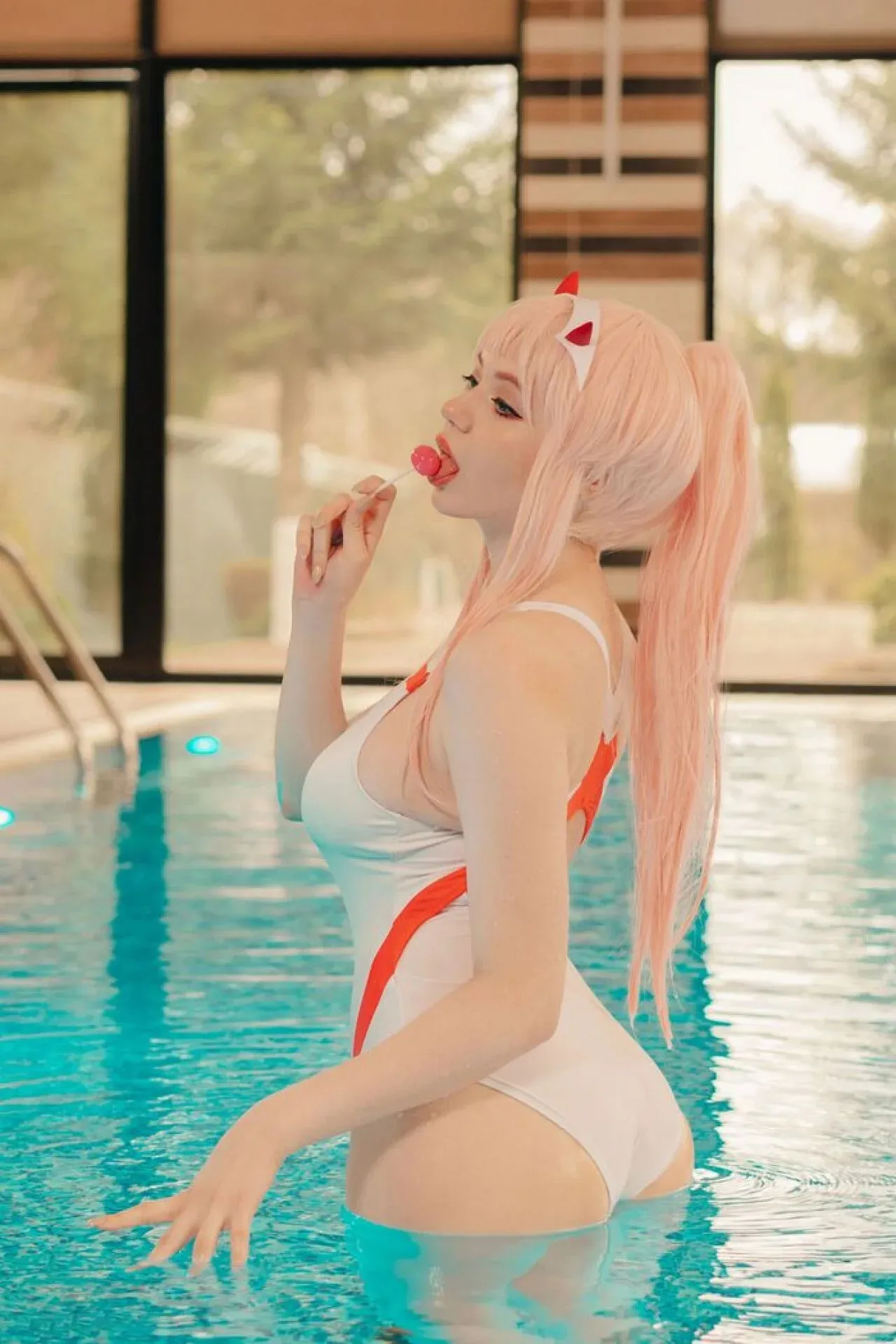 Chiêm Ngưỡng Màn Cosplay Zero Two Đẹp Mê Hồn Của Alina Becker Khiến Fan Ngây Ngất
