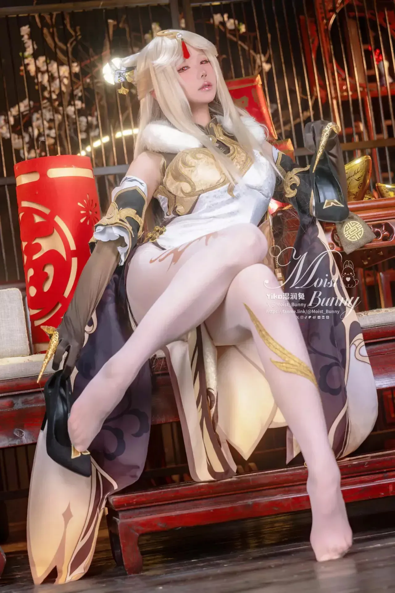 Cosplay Ningguang Đẹp Mê Hồn Của Yaokoututu Khiến Fan Genshin Phát Sốt