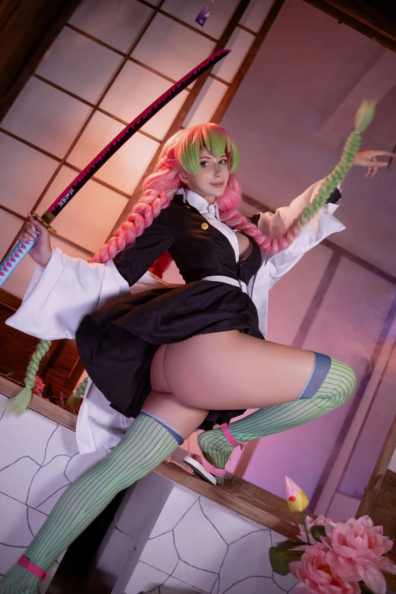 Oichi Hóa Thân Thành Mitsuri Kanroji Cực Ngọt Ngào Trong Cosplay Kimetsu No Yaiba