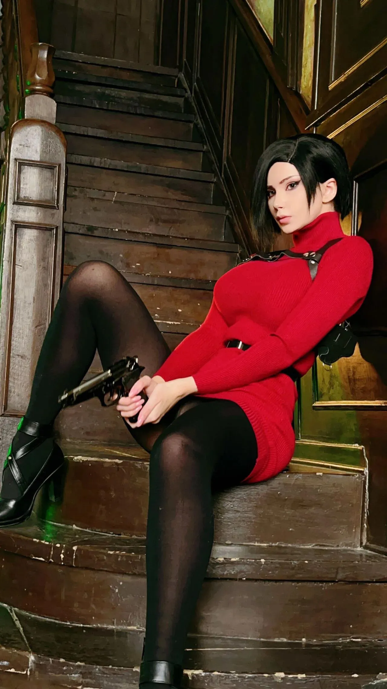 Oichi Tái Hiện Ada Wong Hoàn Hảo Trong Bộ Ảnh Cosplay Resident Evil