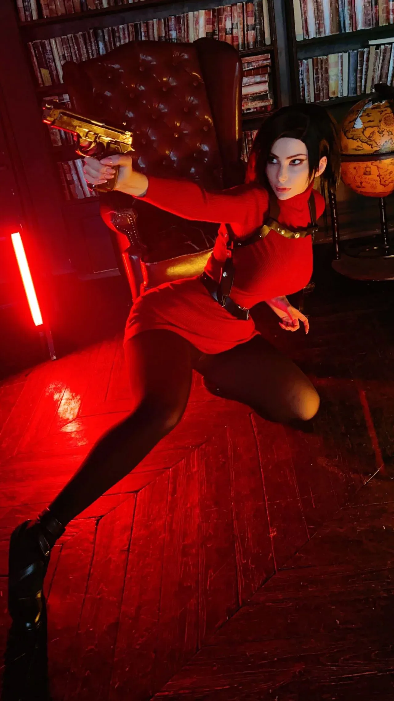 Oichi Tái Hiện Ada Wong Hoàn Hảo Trong Bộ Ảnh Cosplay Resident Evil