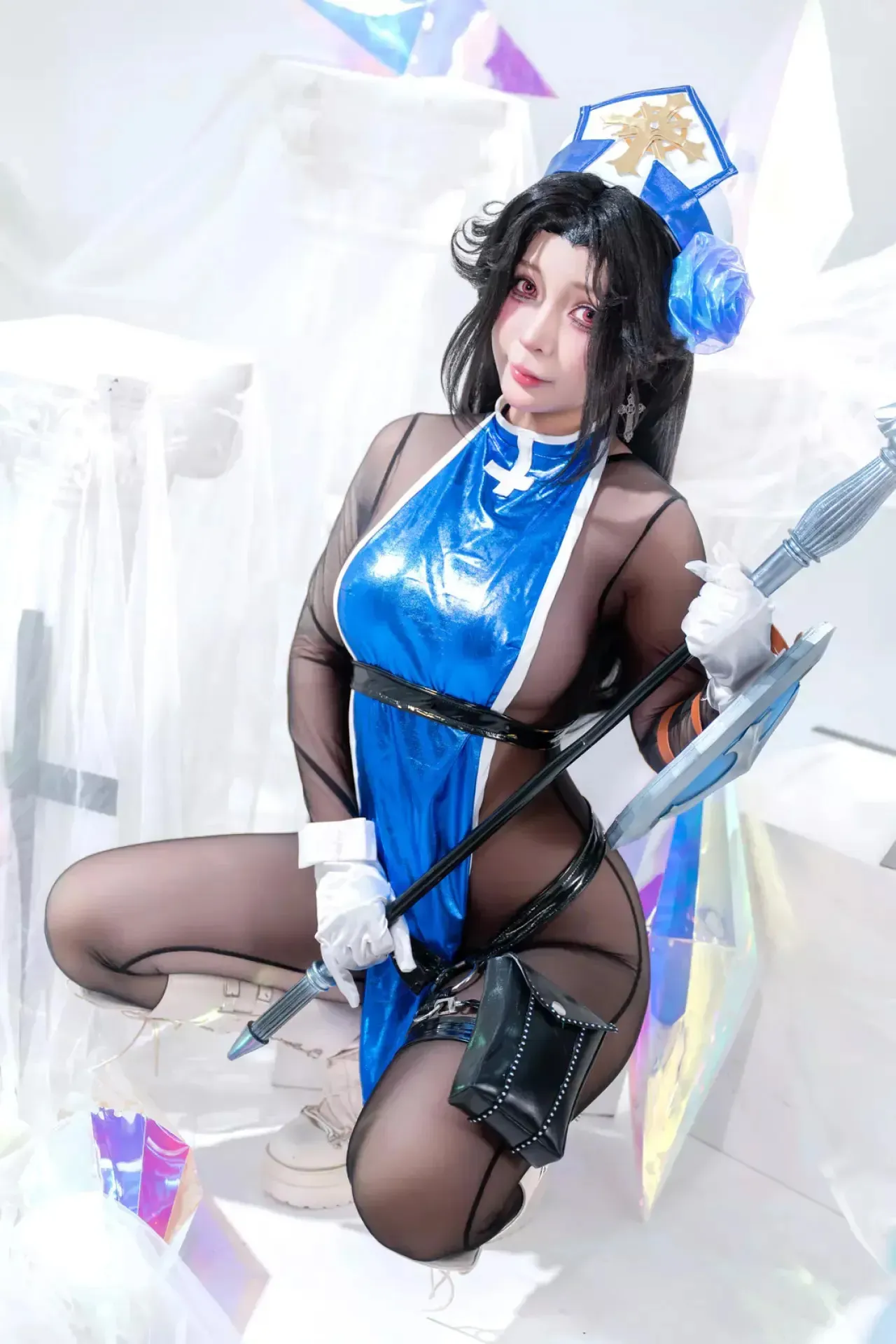 Umeko J Khiến Giới Cosplay Trầm Trồ Với Tạo Hình Maiden Ice Rose (NIKKE) Hoàn Hảo Đến Từng Chi Tiết