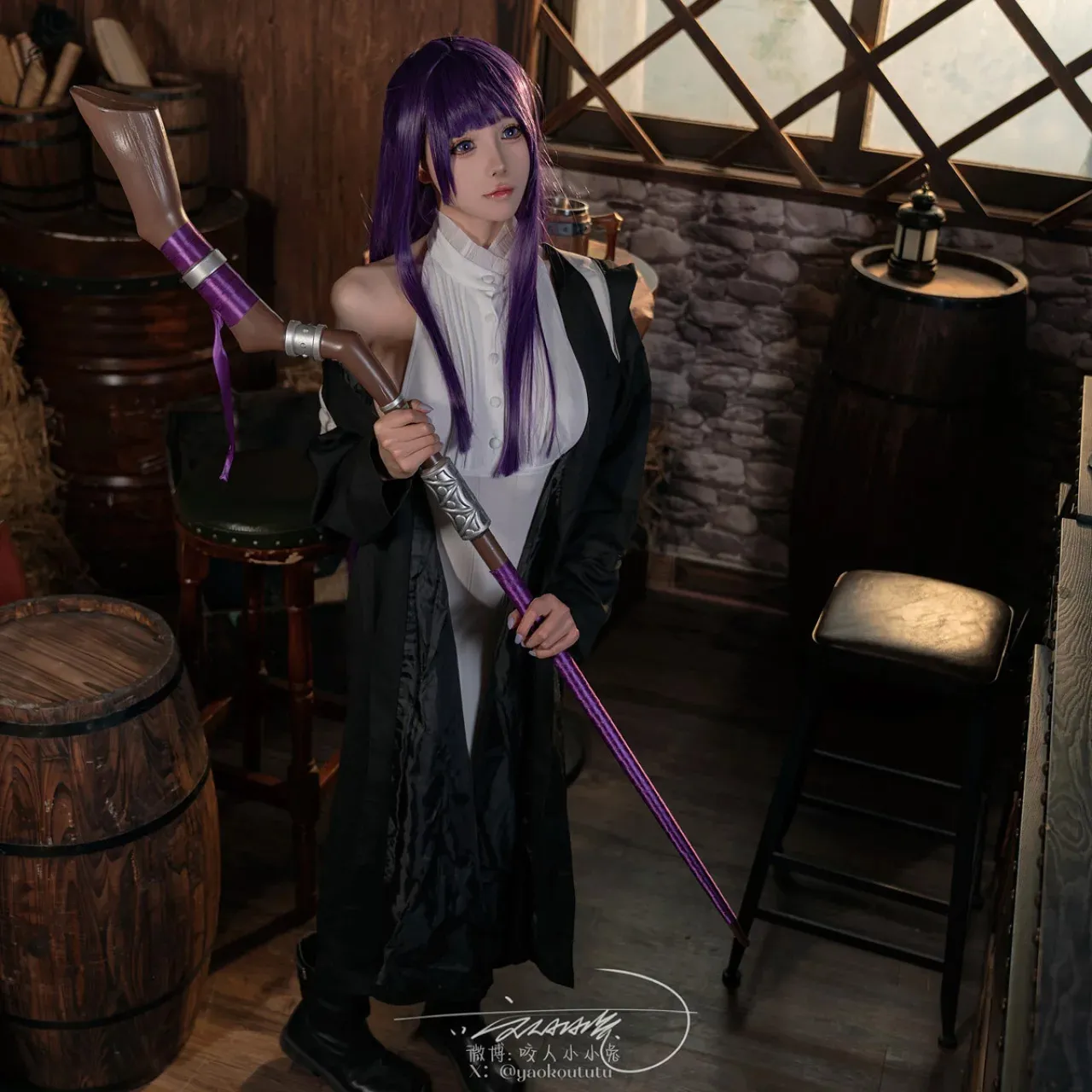 Yaokoututu Hóa Thân Thành Fern Cực Ấn Tượng Trong Cosplay Sousou No Frieren